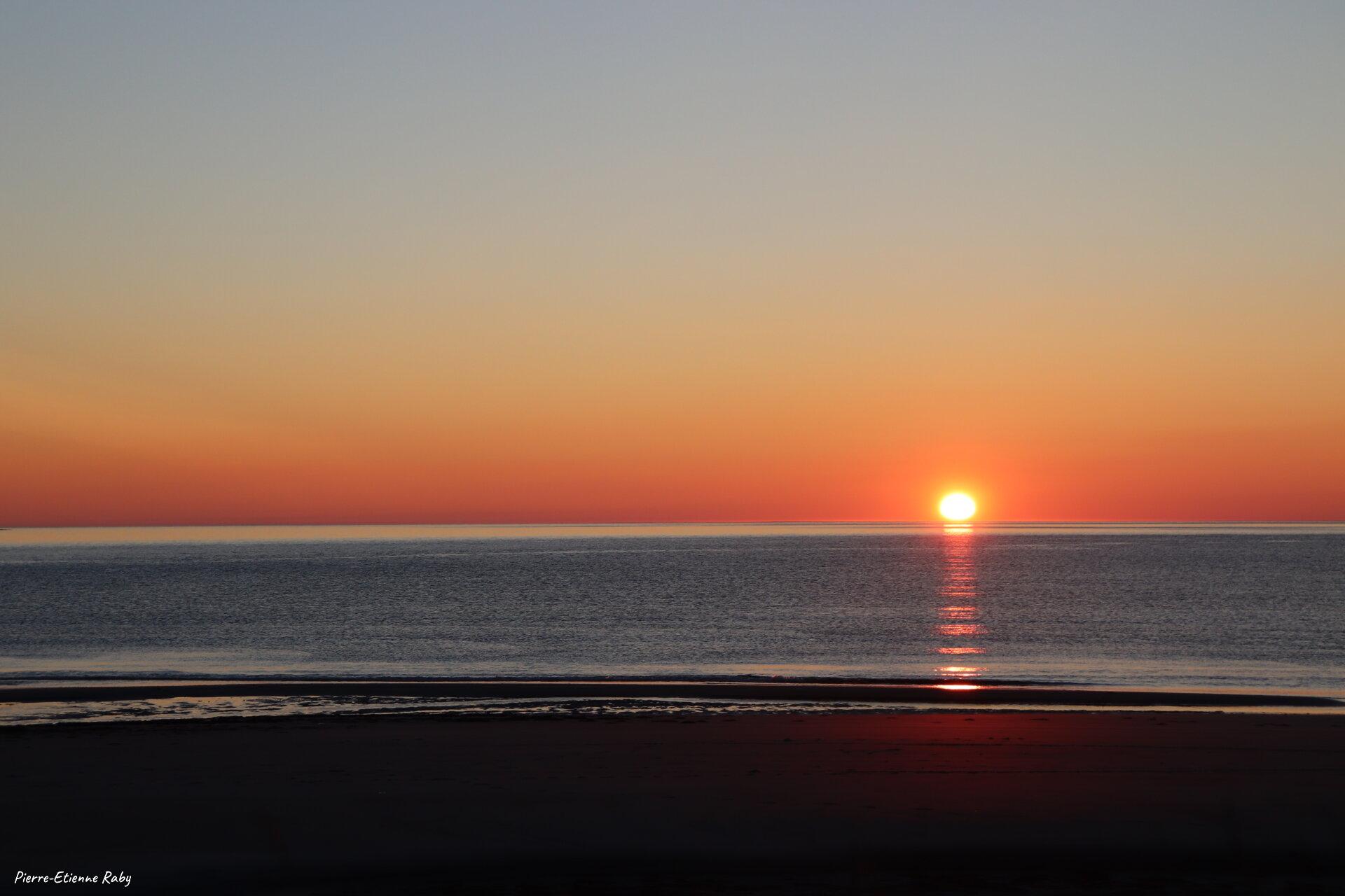 Sur la plage de Ersfjord (Norvège)