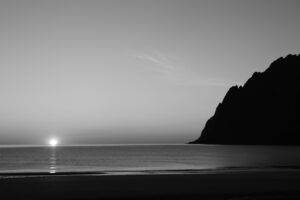 Sur la plage de Ersfjord (Norvège)