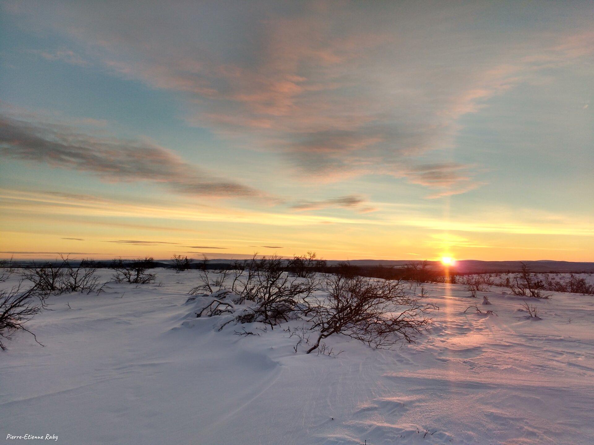 Le retour du soleil après la nuit polaire (Suède)