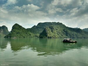 Vue depuis Gia Luận, sur Cát Bà Island (Vietnam)